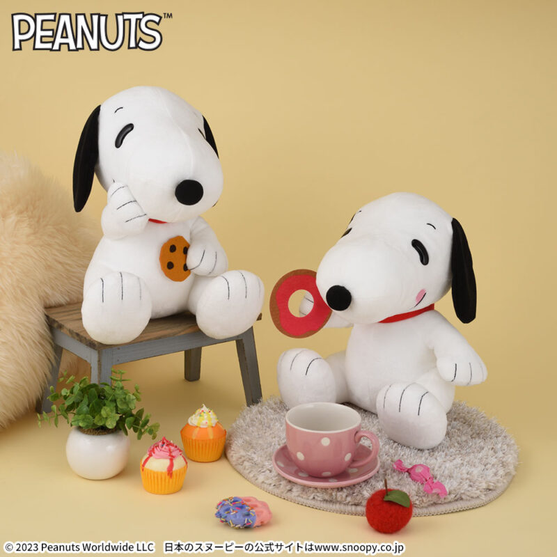 【2023年6月16日登場】SNOOPY™　Lぬいぐるみ　もぐもぐ